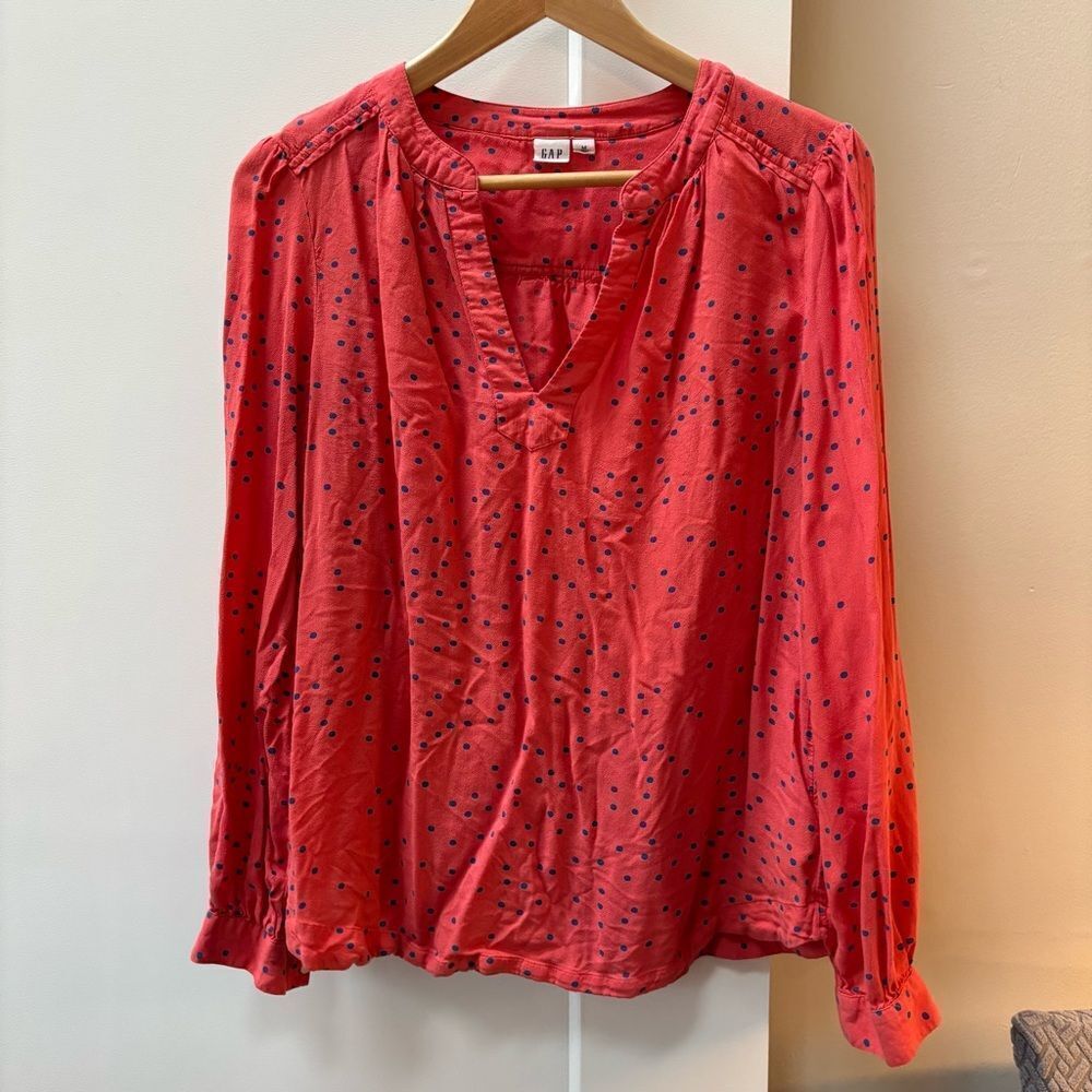 GAP coral Red Polka Dot Long Sleeve Blouse – Size M